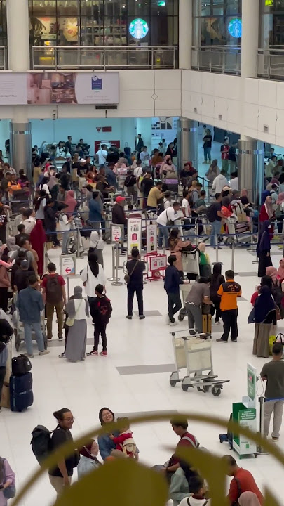 Kondisi bandara hang nadim batam hari kamis 4-4-2024. Rame yang mau #mudik