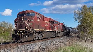 (Monday Grab, Super Friendly Crew, Horn Show) CP 8767W by Ajax, ON leads CPKC Train 231 (05/11/26)