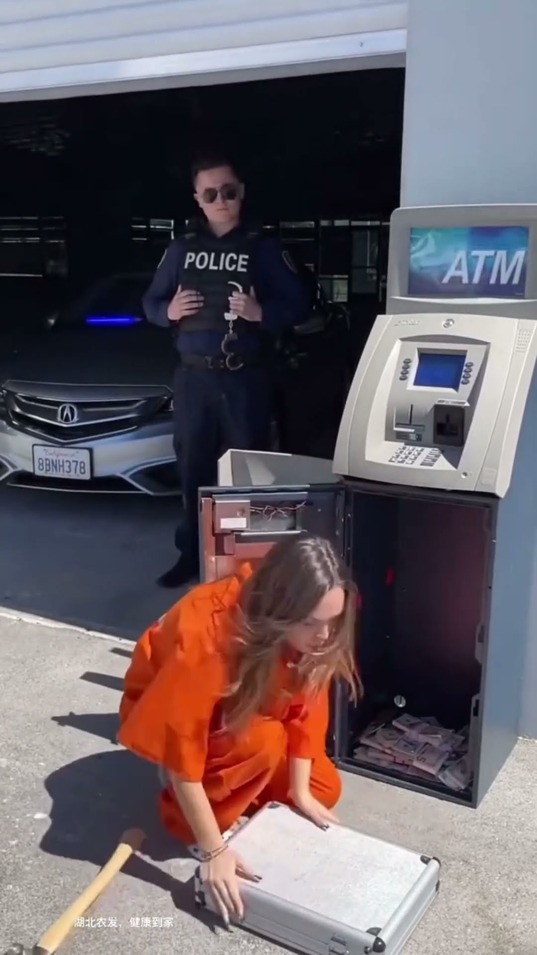 police caught girl stealing money from atm #shortsvideo