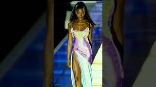 Versace FALL 1996 READY-TO-WEAR #fashion #versace #fashionshow #model