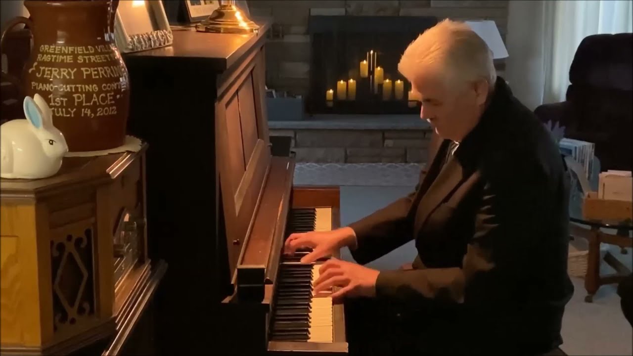 Cow Cow Blues (1927), solo boogie-woogie piano by Jerry Perrine