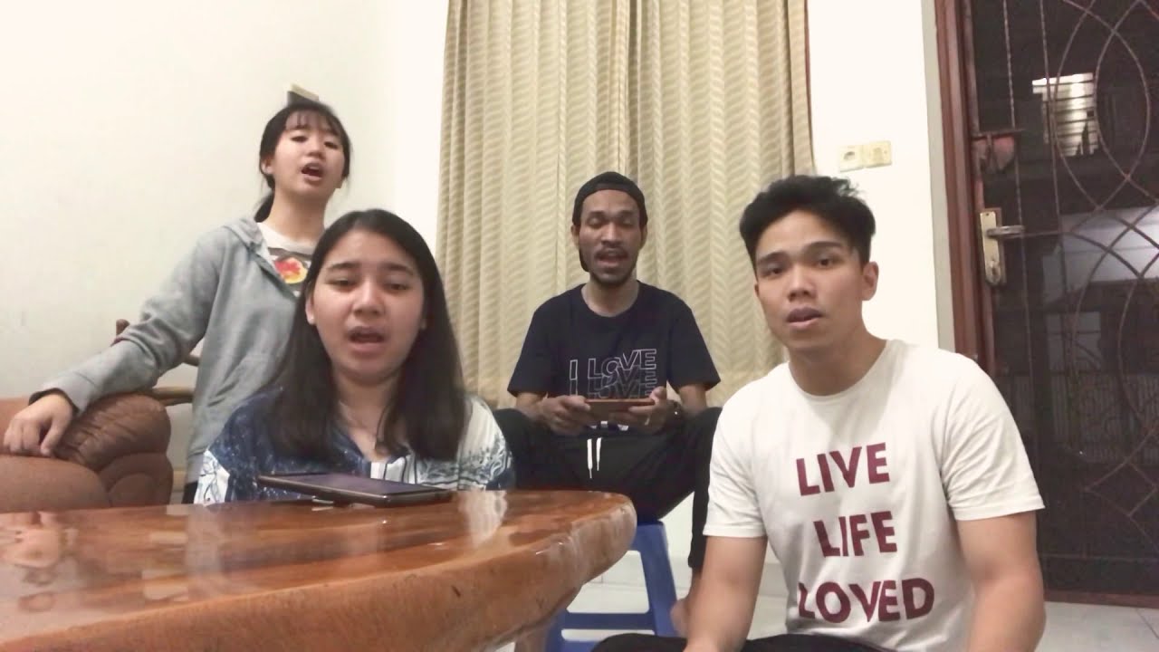 Kulihat Ibu Pertiwi, Vocal Group Cover - YouTube
