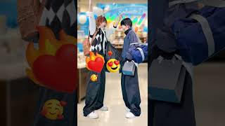 ホワイトデー(お返し)を探しに来た男子高校生