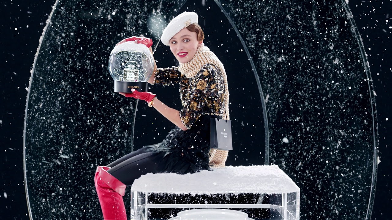 CHANEL N°5 L'Eau New Campaign - Holiday 2019 