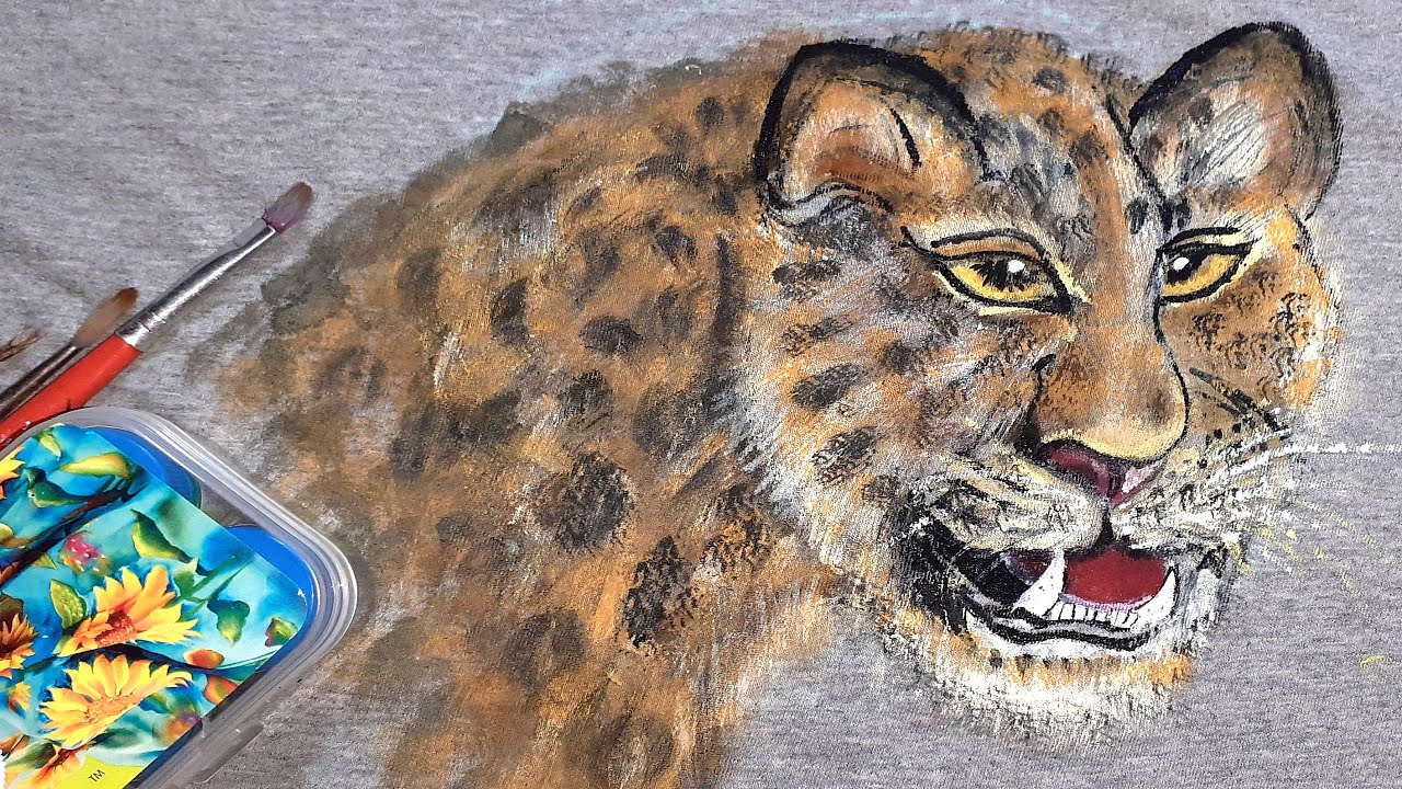 Fabric painting | Leopard on a T shirt | How to paint on T-shirt