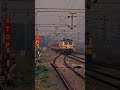 vaishali express meet kamakhya anand vihar weekly express ♥️#rfsurajiner #trains #indian railway #1.