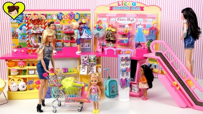 Ela ensina a fazer acessórios para Barbie no  e fatura R$ 100 mil -  10/07/2018 - UOL Economia