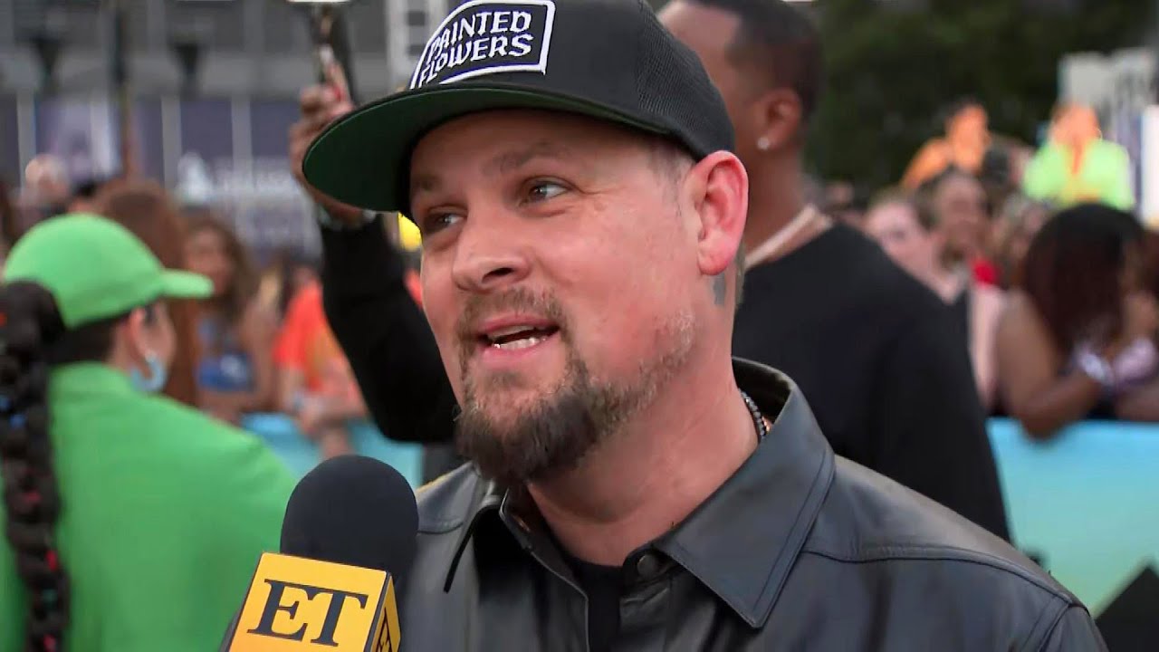 MTV VMAs 2022 Joel Madden on Wife Nicole Richie Being ‘Proud and Horny
