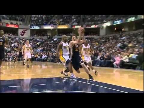 Gordon Hayward dunks on Paul George in Indiana