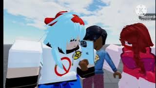 Bailey, Girlfriend,Qt and Raelynn(Me) look at 