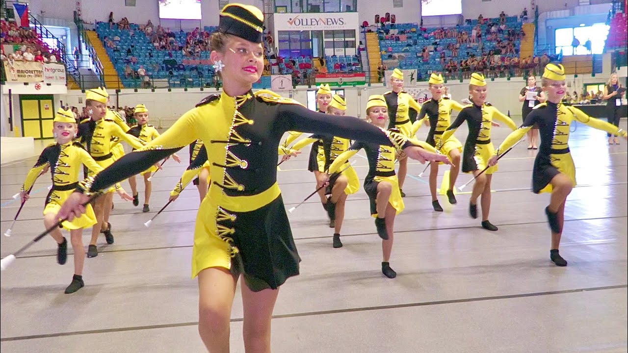 *Nessie Trutnov* -defile baton -XX European Majorette Championship MWF Monza 2025