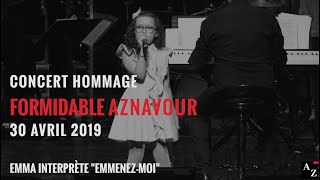 Emma, grande gagnante The Voice Kids 5 interprète 'Emmenezmoi' de Charles Aznavour