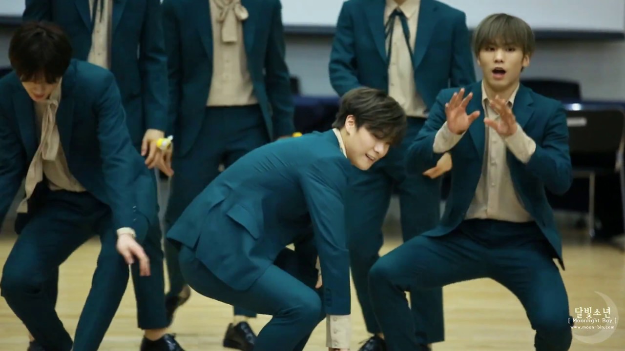 171125 판타지오 아스트로(ASTRO) 문빈(MOONBIN) - 니가 불어와 @상암 팬싸