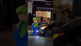 Muito Cuidado No Trânsito, Ás Vezes Pode Surgir Uma Surpresa.