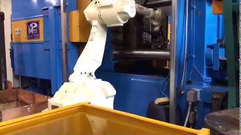 NACHI - MC50 ROBOT - ALUMINIUM MOLD INJECTION MACHINE TENDING