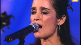 Watch Julieta Venegas De Mis Pasos Live video