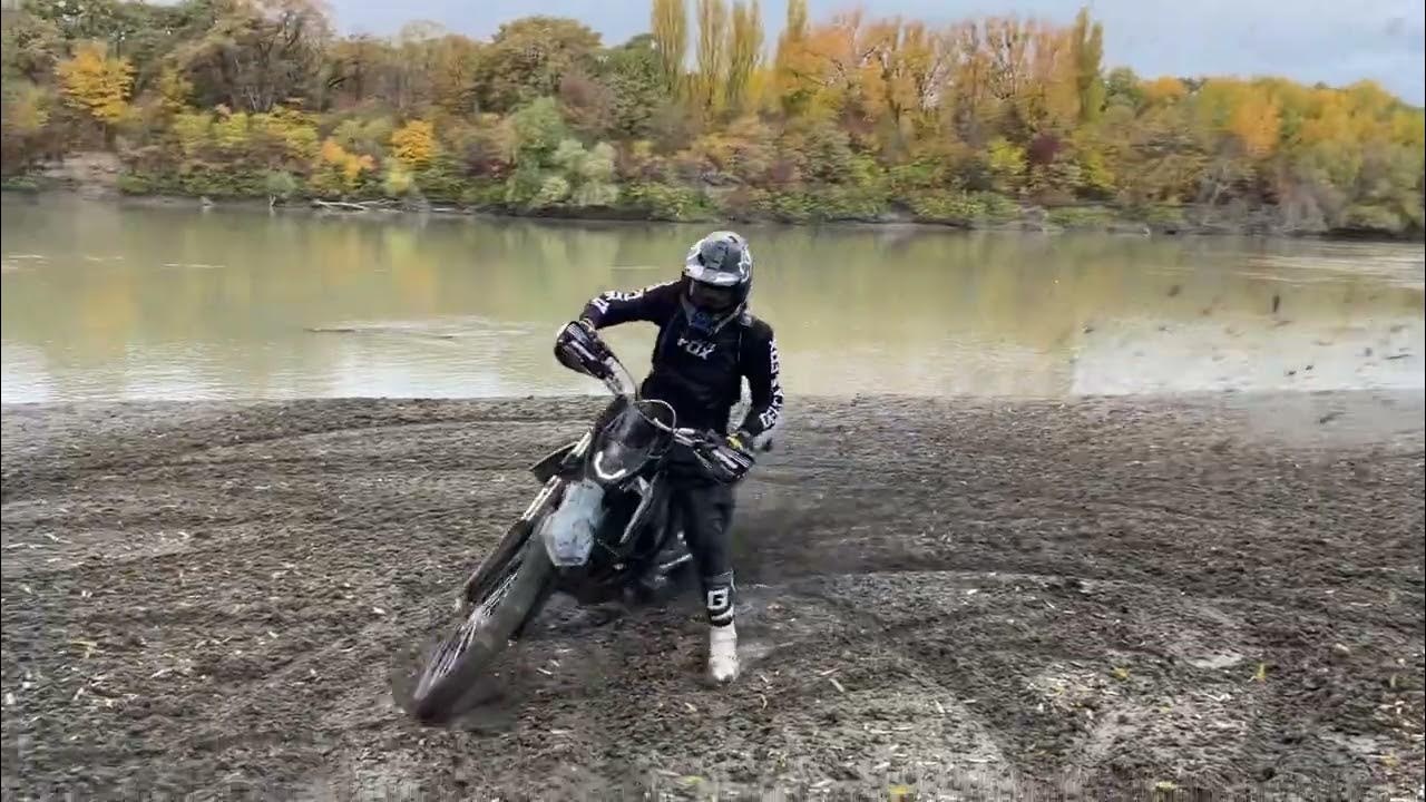 Эндуро 450 кубов в грязи