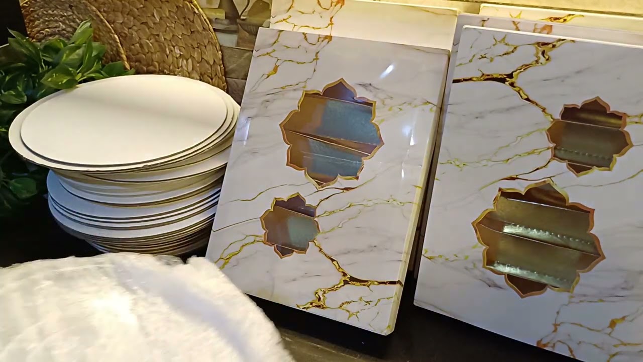 اللهم اهله علينا بالخير واليمن والبركات 