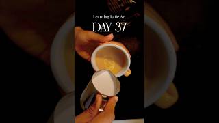 Day 37 of learning latte art — and I finally figured out why my pours kept falling apart. #latteart
