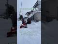 はじめての除雪機で地面掘ってトラウマになった嫁ちゃん笑