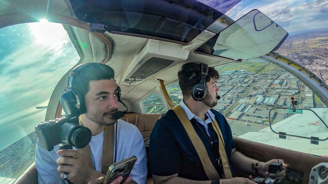 Landing a TINY Plane into Australia's Busiest Airport (Sydney International Airport)