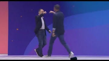 Chris Wolf welcomes Hock Tan to the Stage at VMware Explore Las Vegas 2024