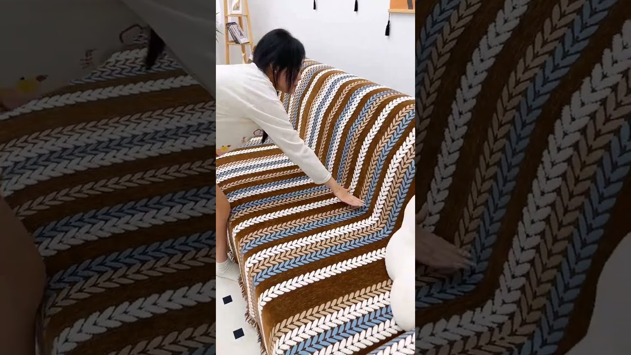 Code 'CA361' and link in bio📣 Cozy Decorative Throw Blanket for Couches