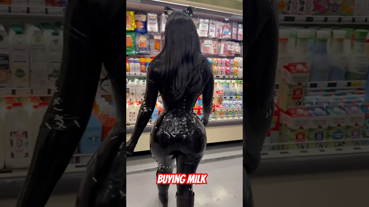 Bought some milk after New York comic con ! #ootd #nycc #foryou  #cosplaygirl