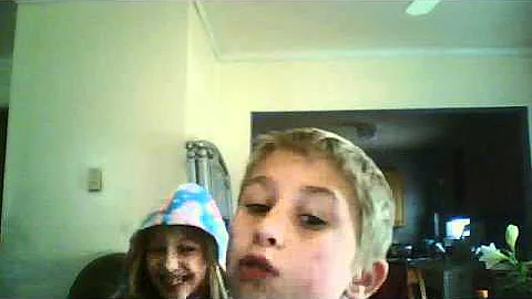 danny bacon's Webcam Video from April 15, 2012 07:...