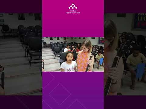 Sorteio do Violão no Coral Algazarra