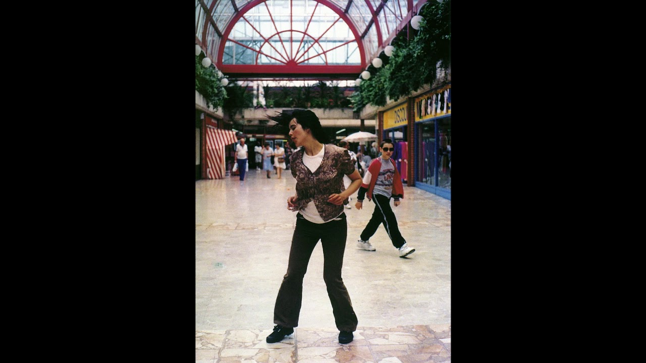 GALLERY SHORTS: Lucy Loader explores Dancing in Peckham by Gillian Wearing