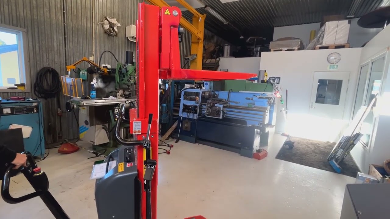 Elektrisk staplare 1000kg  Logitrans ELF 1001/1650 - i nyskick! 