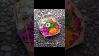 bunga dan dupa umat hindu bali saat sembahyang #ajaranhindu #hindujawa #hindukaharingan #hindubali