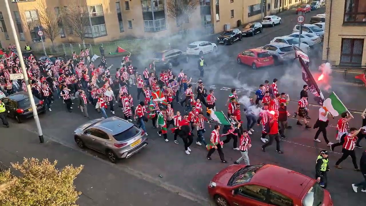 Athletic Bilbao fans in Glasgow