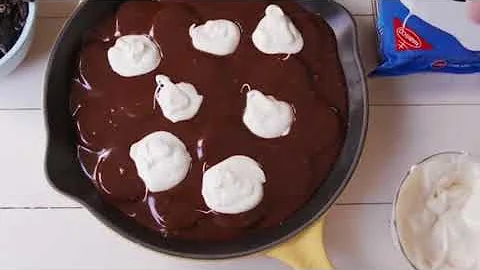 How To Make An Oreogasm Skillet Brownie | Delish