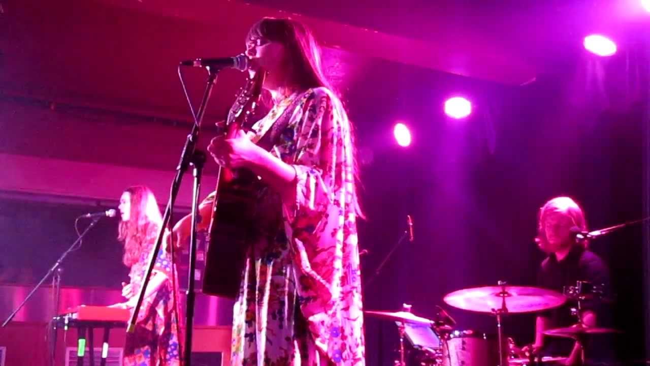 First Aid Kit - To a Poet + Wolf (Live in Manchester) - YouTube