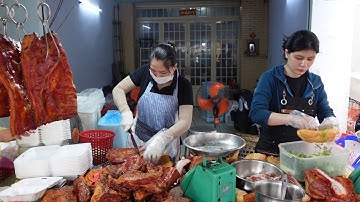 Bất ngờ vỡ trận hàng heo quay Kim Mai "Sát Thủ Tóc Bạc" xuất hiện chặt heo quay nhanh như điện