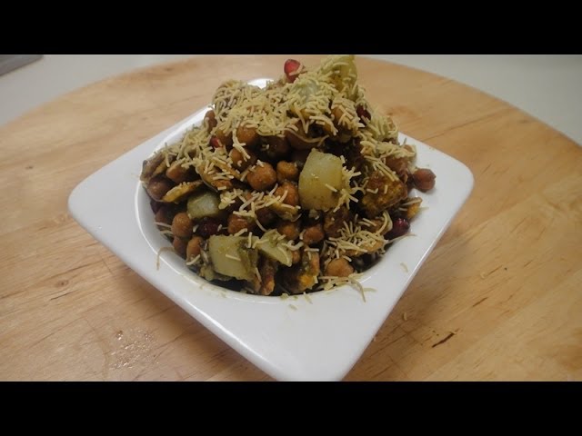 Chatpata Chana Chaat | Sanjeev Kapoor Khazana