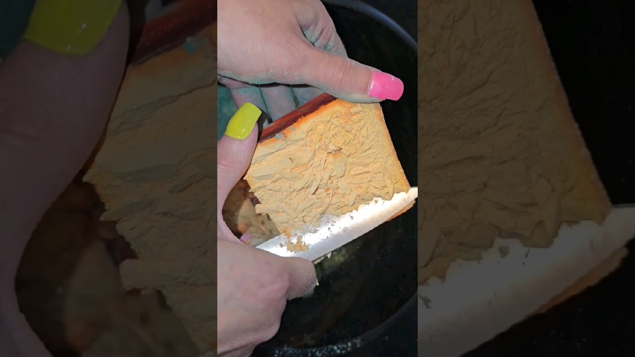 Dyed Gym Chalk Shave 🔪