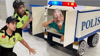 Dondurma Canavari Kardeşi̇mi̇ Kaçirdi Meli̇sa Ni̇sa Baban Peşi̇nde