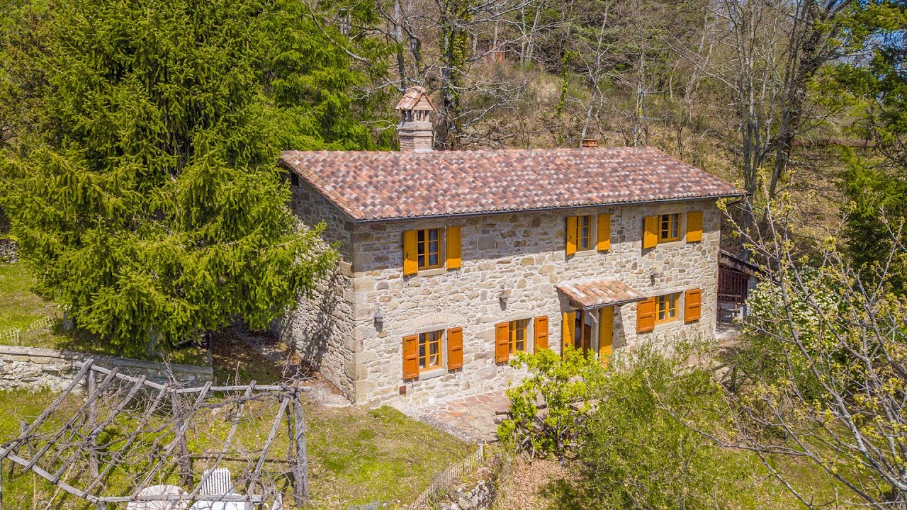 cabin to restore in italy