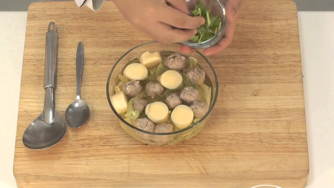 แกงจืดลูกชิ้นหมู  (เมนูไมโครเวฟ)