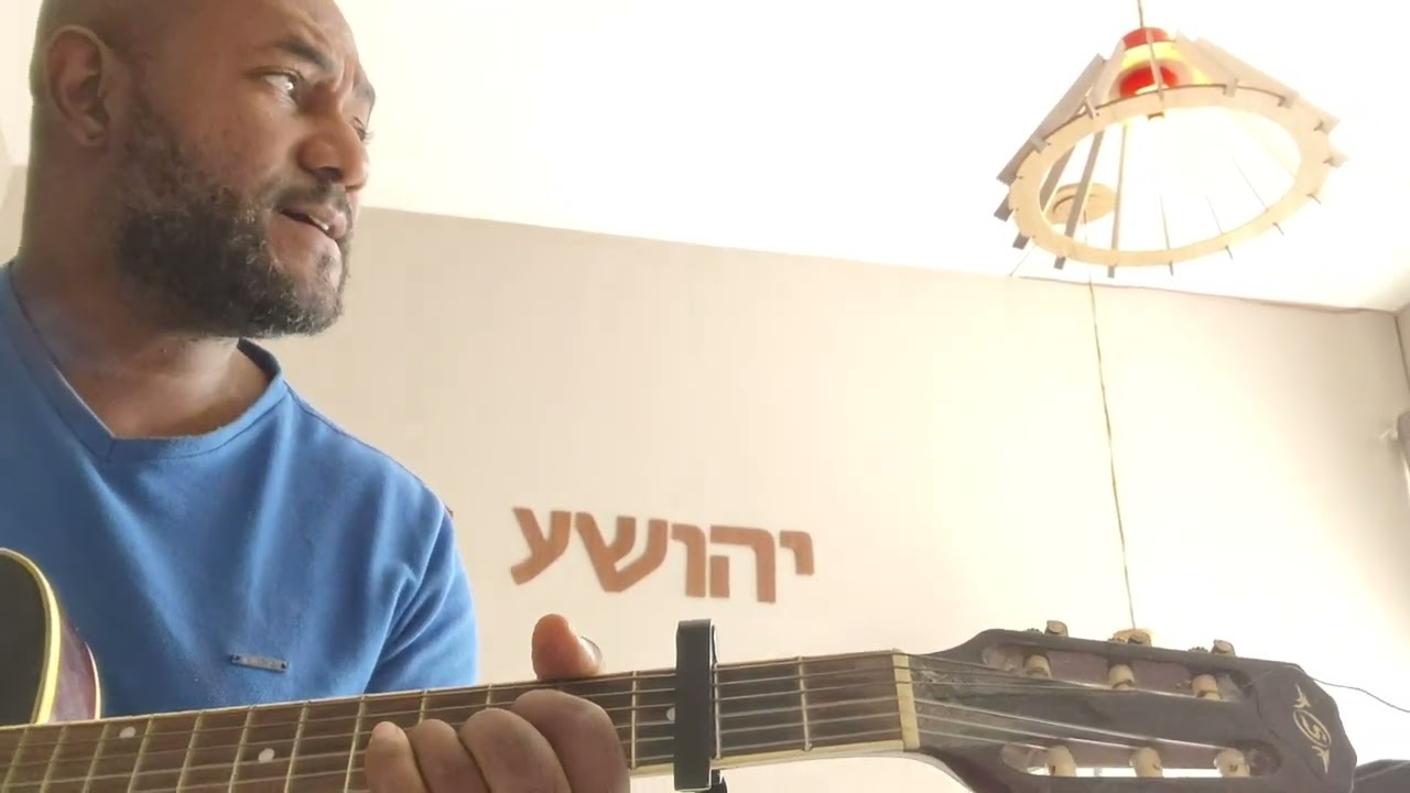 Khalid present "cover by Alexandrevaz "