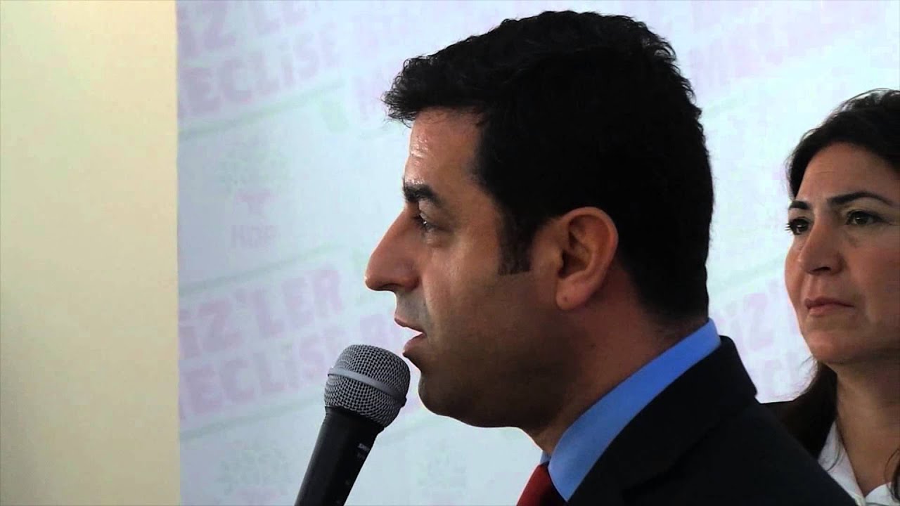 Hırsızlara Boyun Eğme, Selahattin Gibi