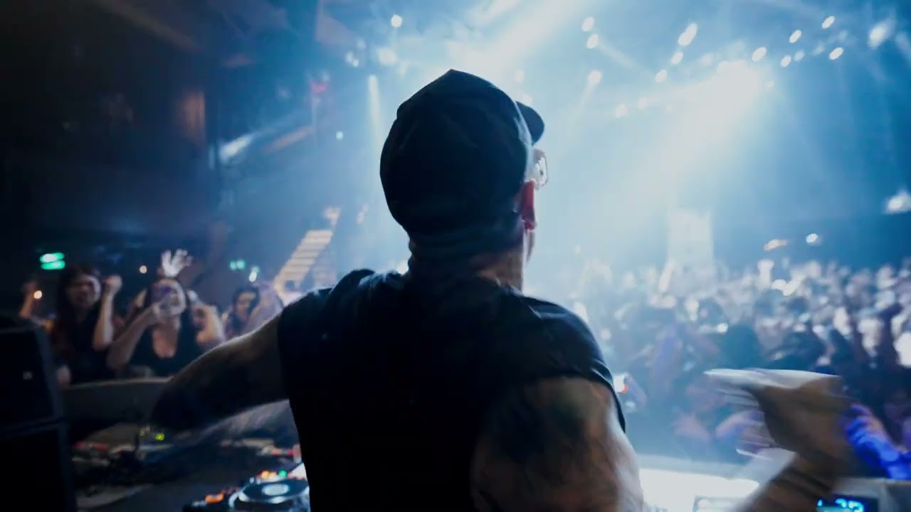 ROOLER @ ZOUK SINGAPORE (RECAP) - YouTube