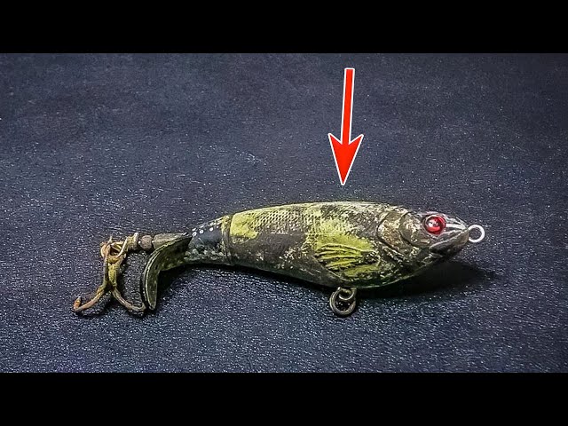Bringing A Vintage Fishing Lure Back To Life! 