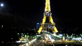 Torre Eiffel...espectáculo de luces horas en punto
