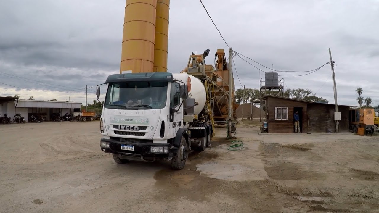 TRANSPORTE DE HORMIGÓN PARA CORDÓN/CUNETA! | Sebass Olivares