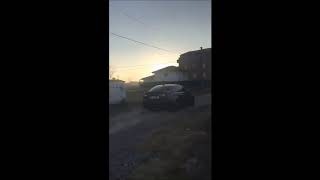 Hayatım Bu Akşam Ev Boş Bize Gelsene Kucaktada Viski Işinlanan Bmw