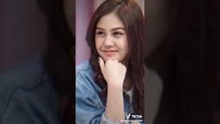 Iqbal : Vanesha lah🤭🤭😊 Vanesha : 😲😲🙀🤗🤭😖☺